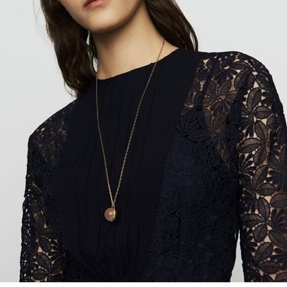 Maje
CREPE AND LACE DRESS - navy - Picture 6 of 7